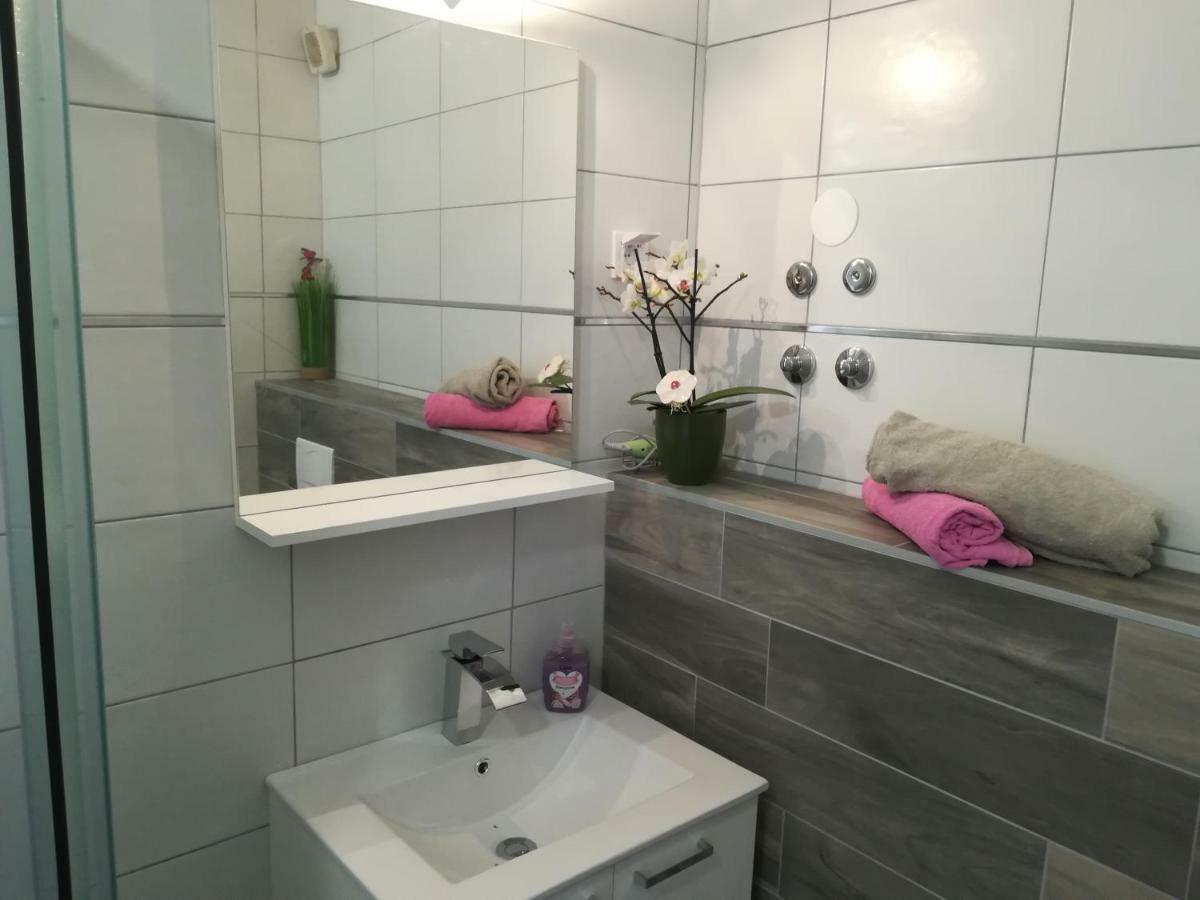 Guesthouse Porec Bagian luar foto